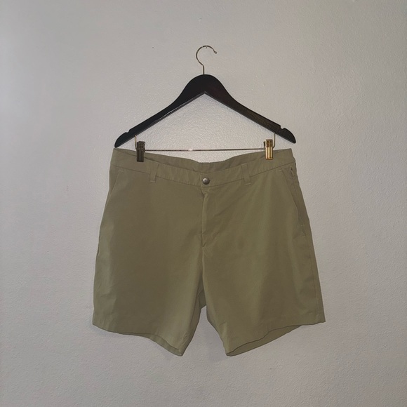 Lululemon Men's Golf Shorts Khaki ABC Shorts. - Picture 6 of 6